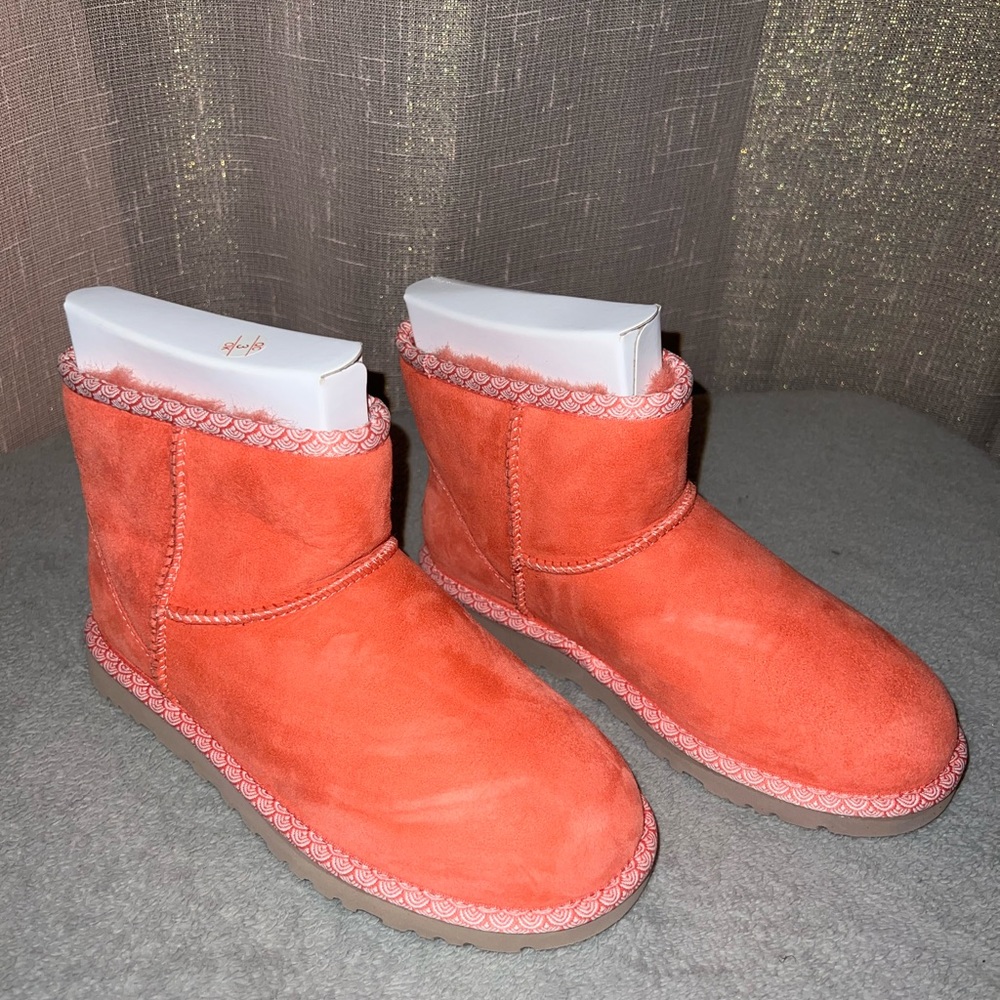 UGG mini boots, coral, women size 5 Limited edition